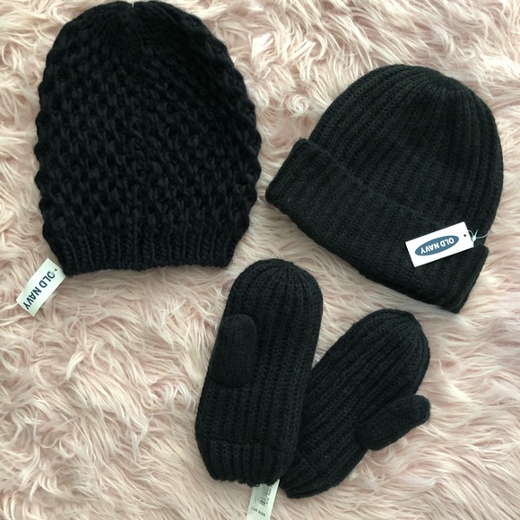 Old Navy Accessories - NWT Old Navy Knit Beanie Hats & Gloves set